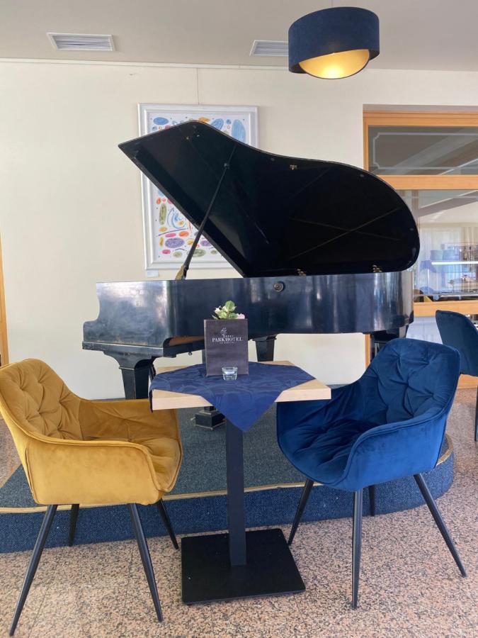 Parkhotel Na Baracke Nova Dubnica Экстерьер фото